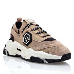 Philipp Plein Women’s Beige and Black Chunky Runner Trainer Predator Sneakers